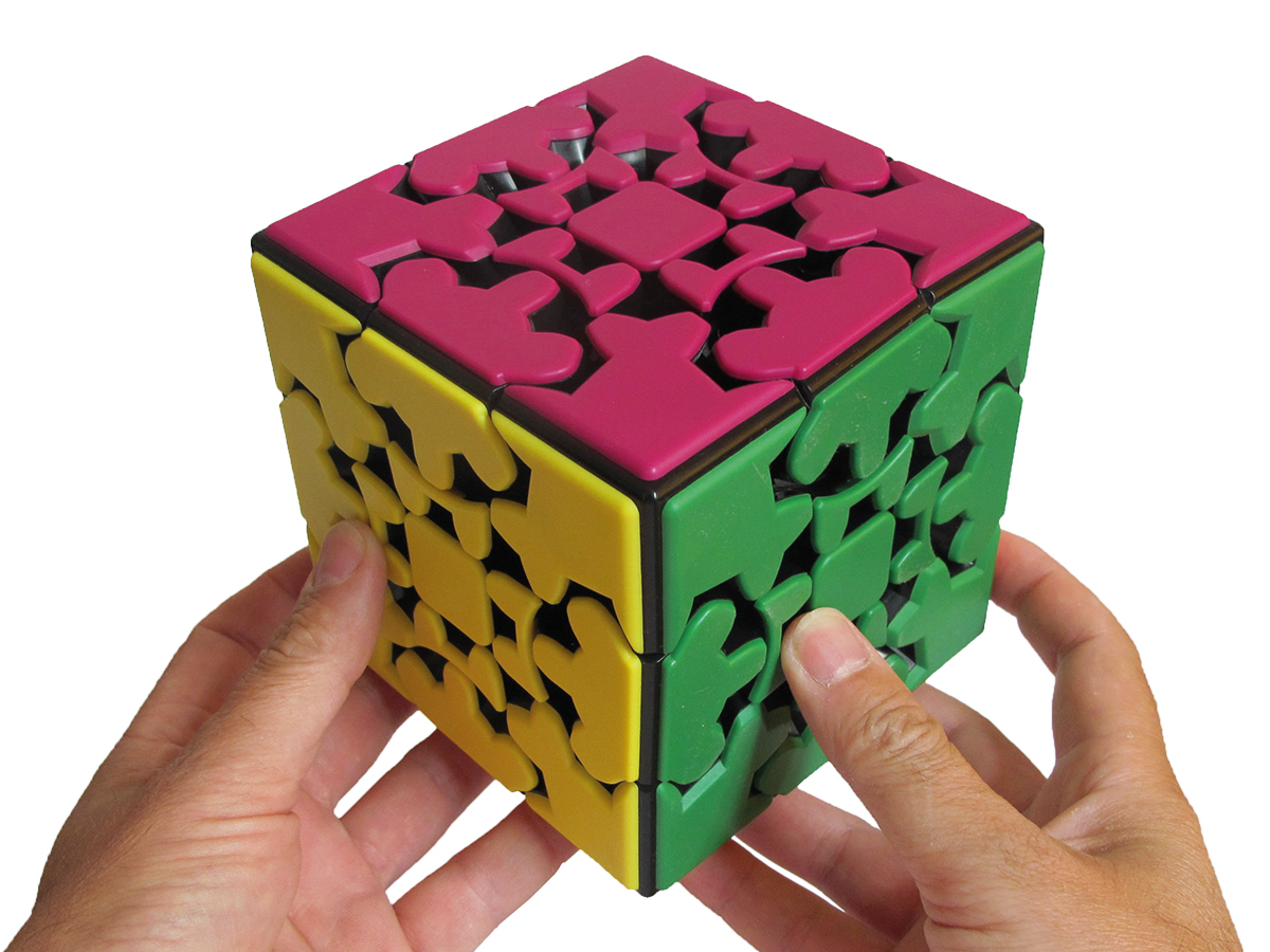 meffert-gear-cube-xxl-hands-twister-puzzle-1200x900