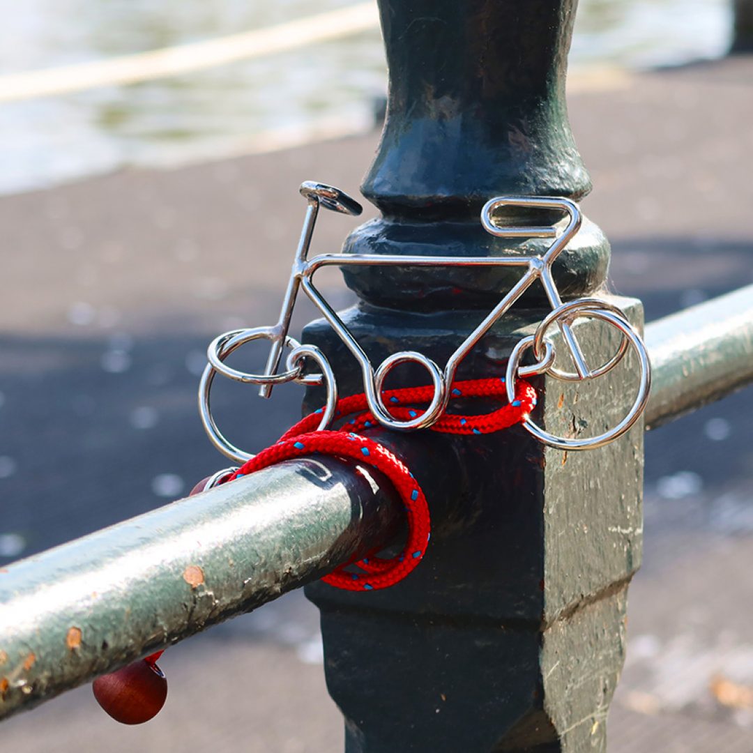 metal_bike_2_lr metal_bike_2_lr